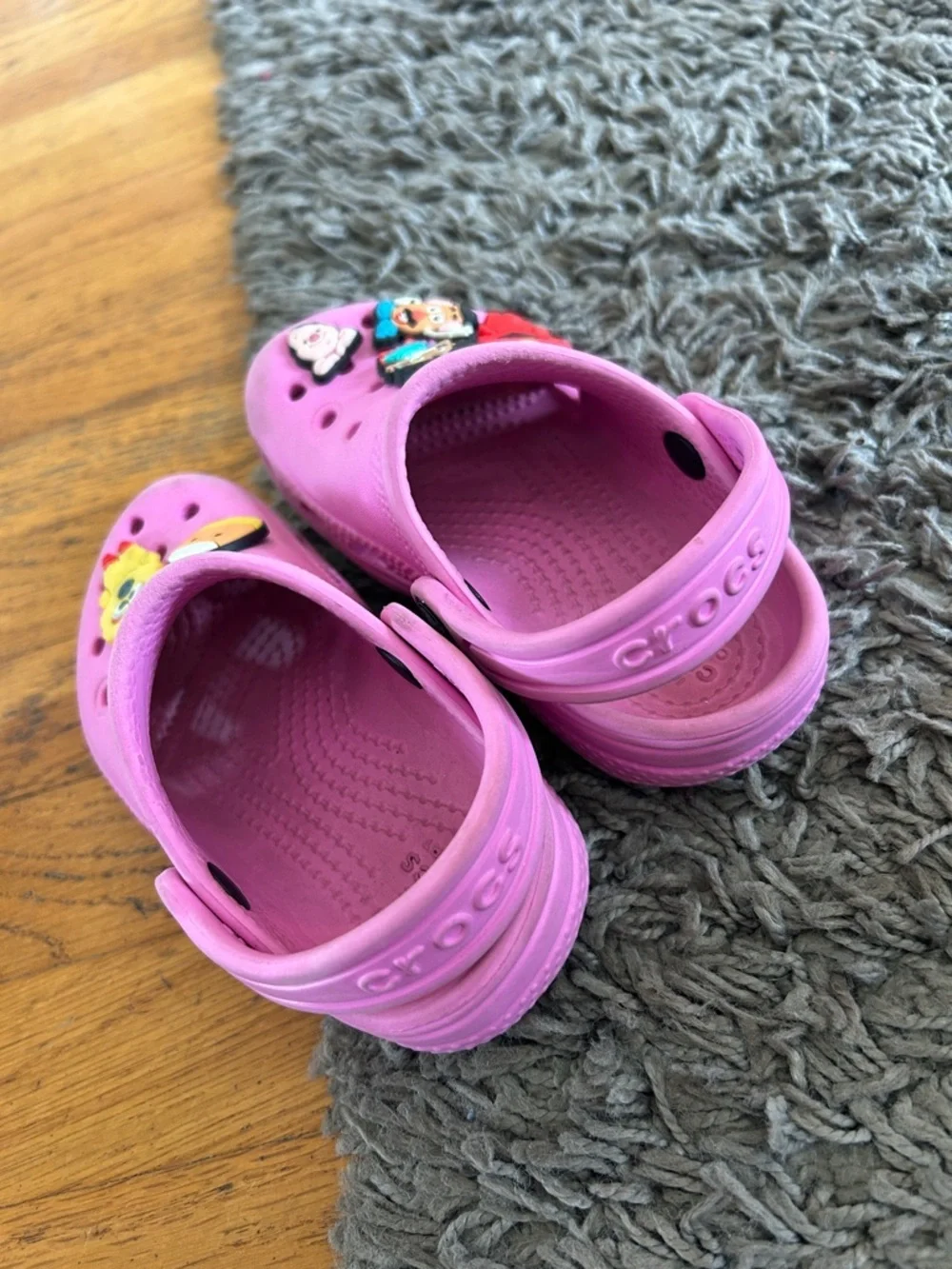 CROCS preowned size